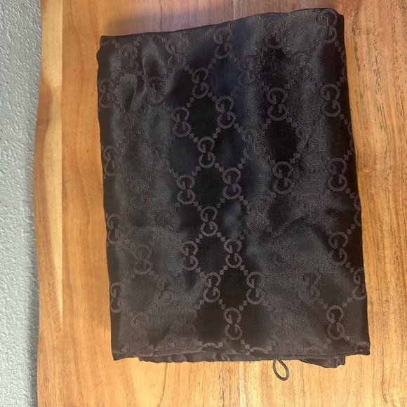 Gucci Matelasse GG Canvas Marmont Shoulder Flap Bag - Picture 4 of 13